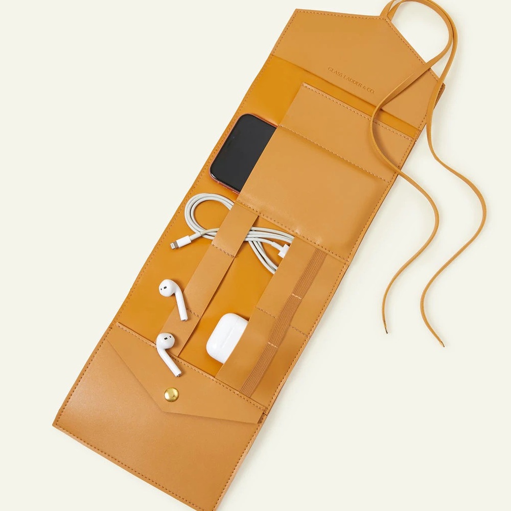 🌿 Glass Ladder & Co. The Katherine Tech Roll Up in Honey Color